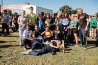 A group of students pose for a photo opp.